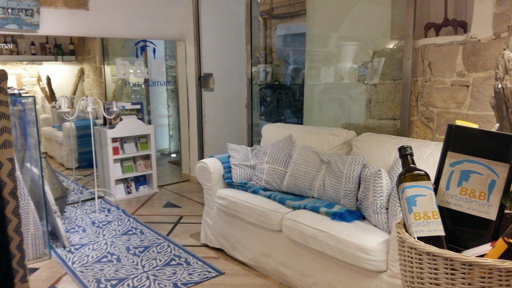 Bed and Breakfast Portadamare Trani Exterior foto